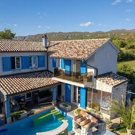 With Heated Pool Near Novi Vinodolski